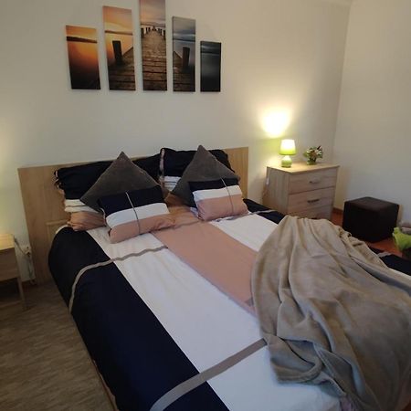 Limonade Apartman Ac Agard Elmenyfuerdo Mellett 加尔多尼 外观 照片